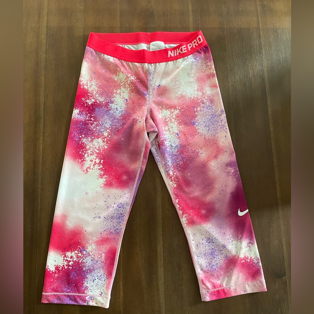Nike Pro women’s cropped leggings colorful 3/4 length large